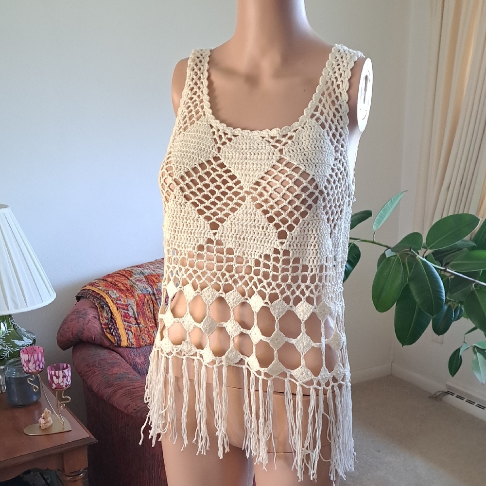 POL Open-Knit Crochet Tank Top in Cream S Ptp 17"